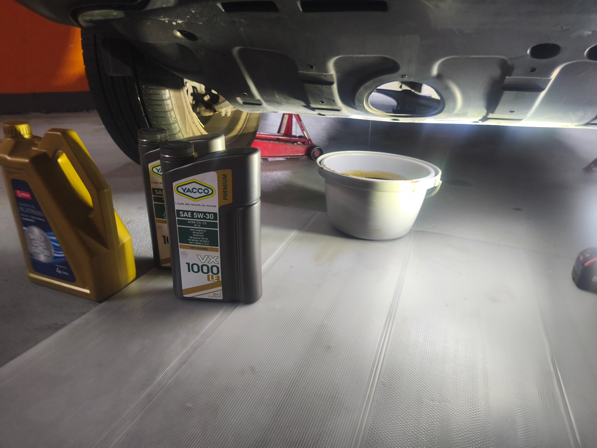 上門更換偈油”波箱油”各項油品五油三水例行保養64968624豹仔查詢報價