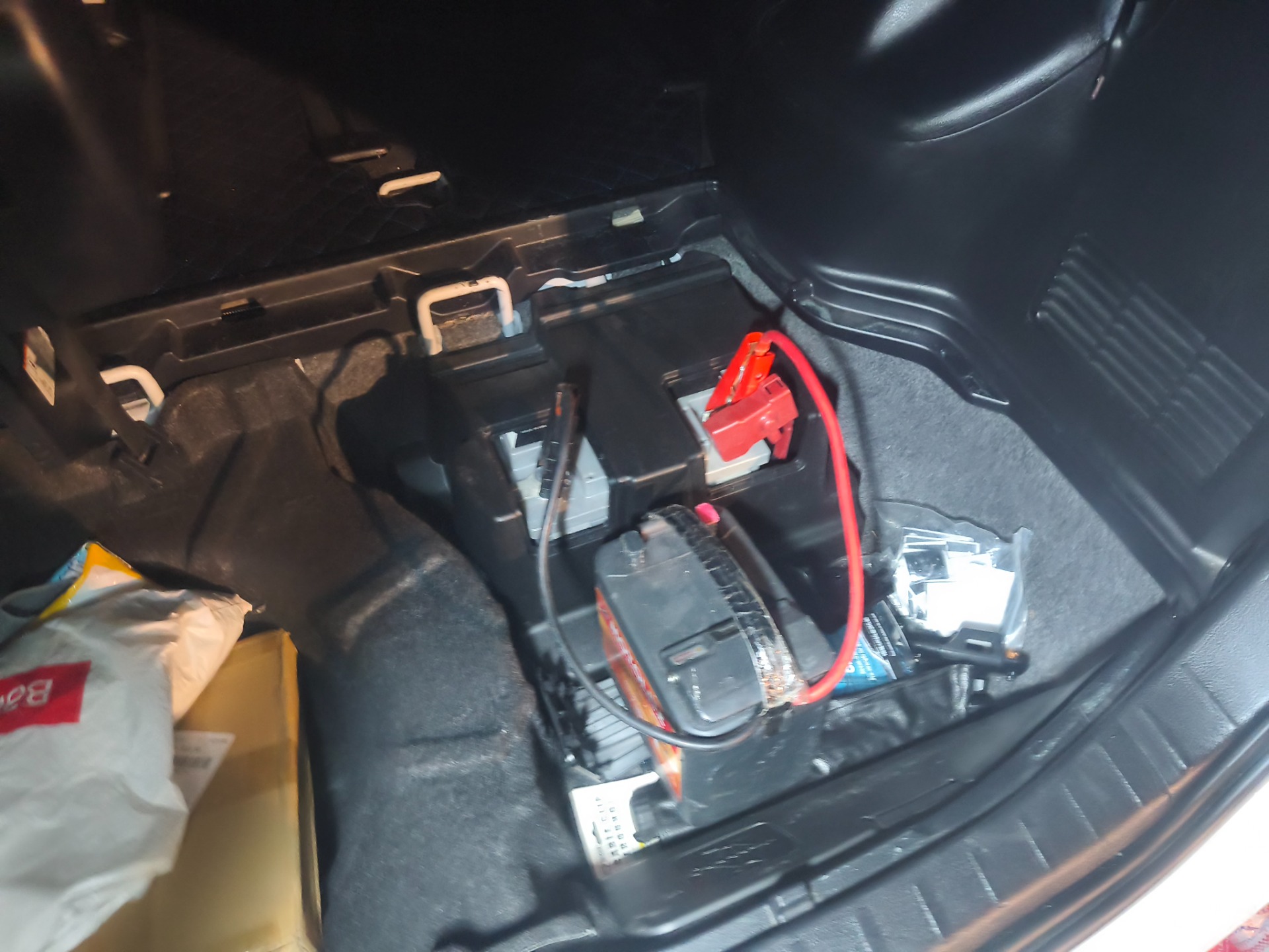 24小時冇電極速上門救車過江龍”汽車啟動後會用電腦找出問題所在”方便客人作出維修方案64968624豹仔